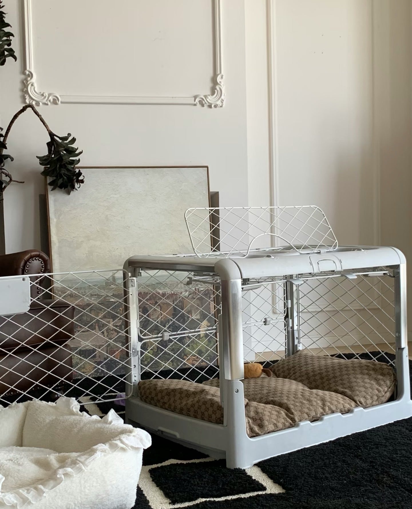 🦮Foldable pet cage with wheels – a high-quality, portable pet cage, providing a safe, stylish, and convenient indoor living space for your pet.