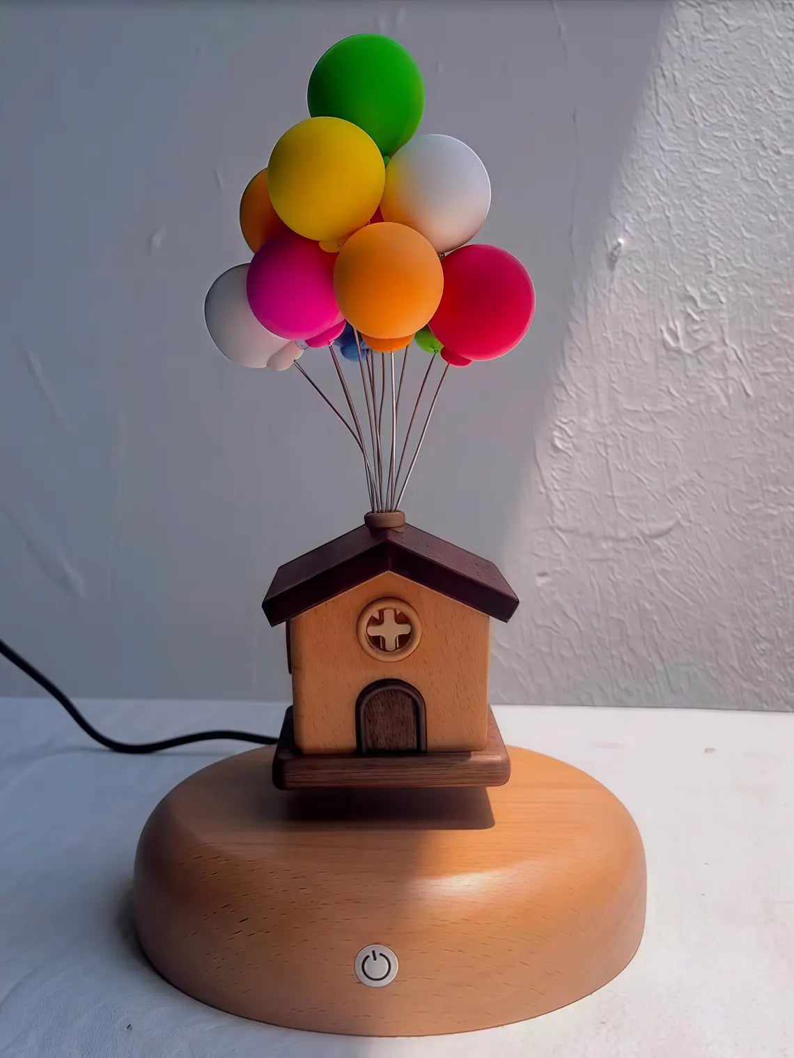 ✨Floating House Lamp: A magnetic levitating night light and kinetic art sculpture.